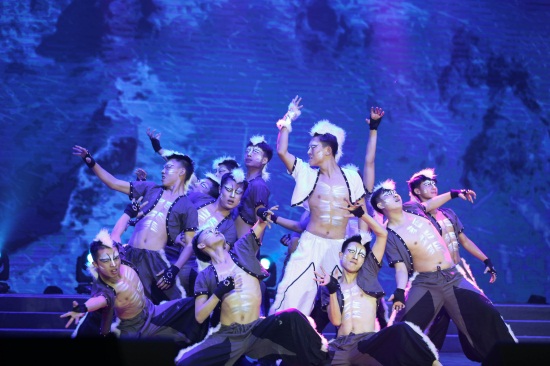 LZ5A2042蔡宇君 摄.jpg